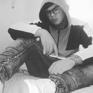 Meet your Posher, Luis